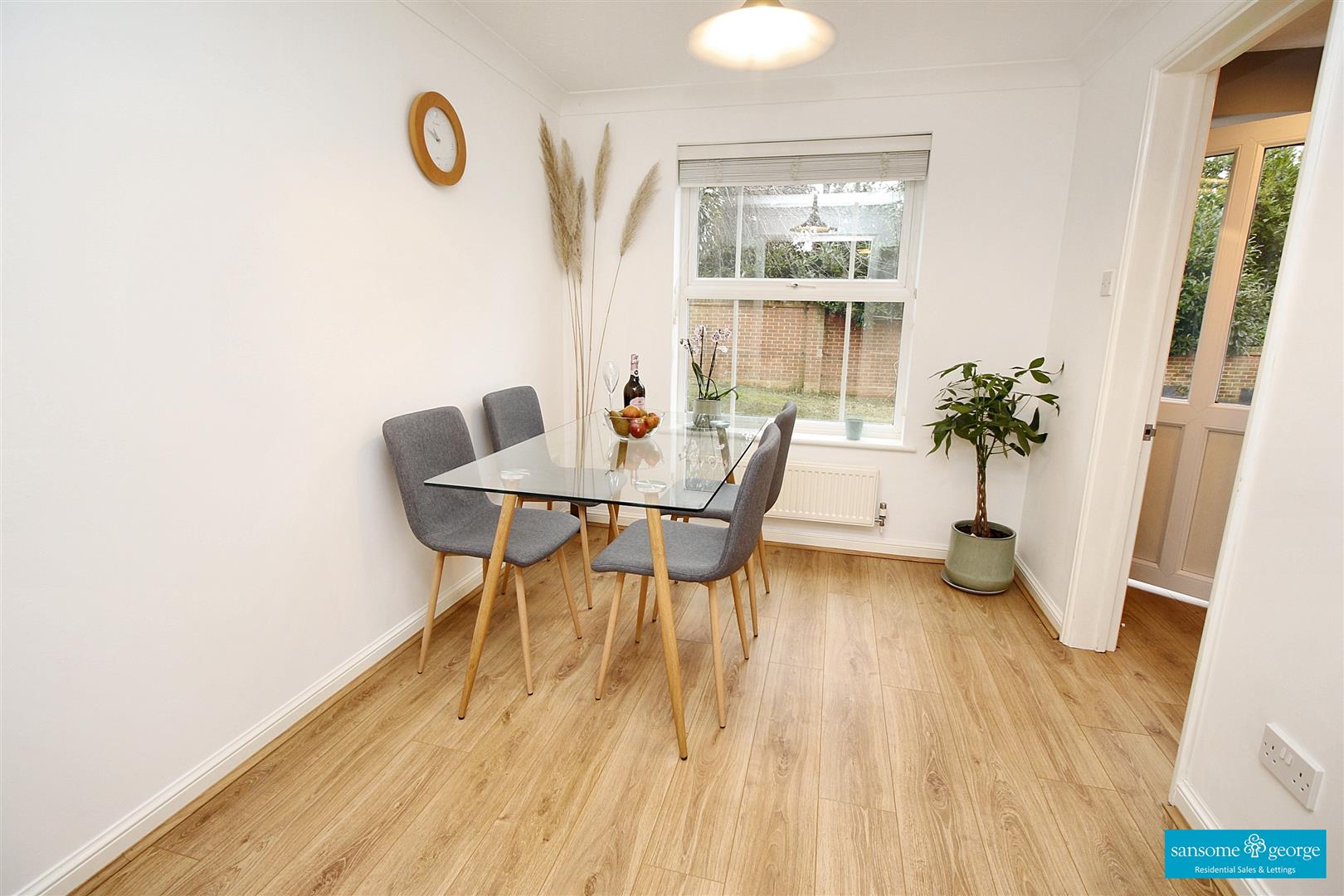 The Knoll, Tilehurst, Reading